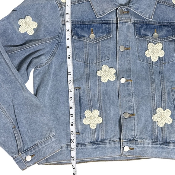 POL Oversized Denim Jacket with Pearl Flower Appliqué Size M - Picture 10 of 11